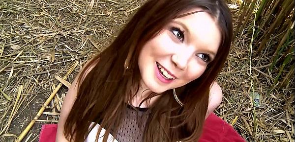  Amateur Hussy Got Her Face Messed After An Outdoor Quickie